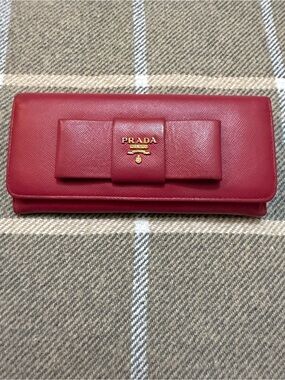 Prada Red Saffiano Peonia Bow Wallet🔥Sold Out🔥